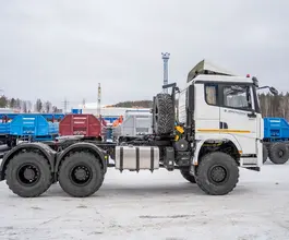 Тягач Седельный тягач Shacman SX42586V385 2025 года новый фото 5