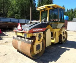 Дорожный каток Dynapac CC322 2006 года б/у фото 3