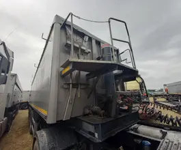 Самосвальный полуприцеп Bodex KIS 4WA1 2023 года б/у