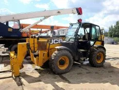 Телескопический погрузчик JCB Loadall 540-170 2011 года б/у фото 3