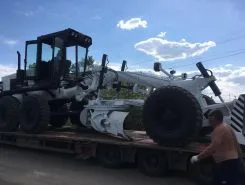 Грейдер ЧСДМ ДЗ-98 2009 года новый фото 3