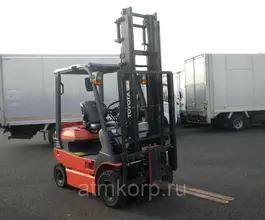 Вилочный погрузчик Toyota 7FB15  б/у