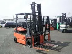 Вилочный погрузчик Toyota 7FBH25  б/у