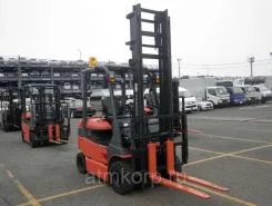 Вилочный погрузчик Toyota 7FB20  б/у