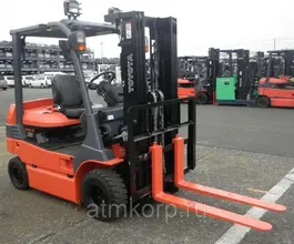 Вилочный погрузчик Toyota 7FB25  б/у