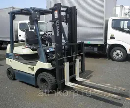 Вилочный погрузчик Toyota 7FB25  б/у