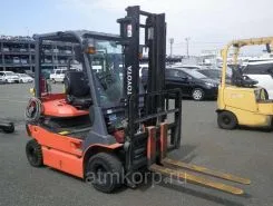 Вилочный погрузчик Toyota 7FB25  б/у