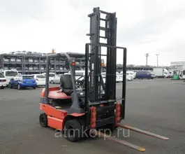Вилочный погрузчик Toyota 7FB25  б/у