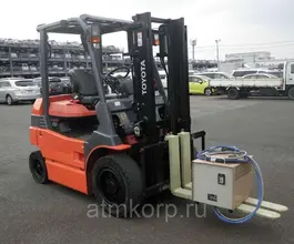 Вилочный погрузчик Toyota 7FB30  б/у