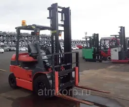Вилочный погрузчик Toyota 7FB30  б/у