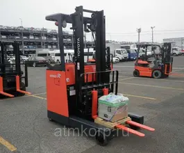 Штабелер Toyota 7FBR18  б/у