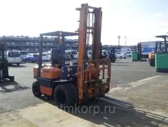 Вилочный погрузчик Toyota 02-7FD45  б/у