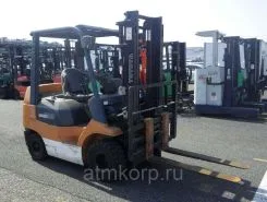 Вилочный погрузчик Toyota 02-7FD45  б/у