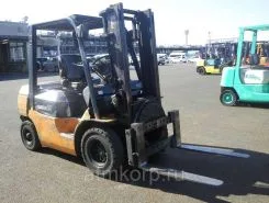 Вилочный погрузчик Toyota 02-7FD45  б/у