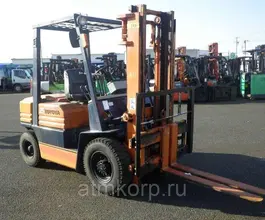 Вилочный погрузчик Toyota 02-7FD45  б/у