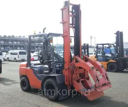 Вилочный погрузчик Toyota 8FD30  б/у
