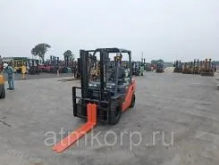 Вилочный погрузчик Toyota FORKLIFT 50-8FD25  б/у
