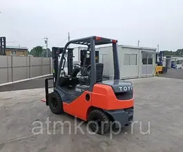 Вилочный погрузчик Toyota FORKLIFT 50-8FD25  б/у фото 4