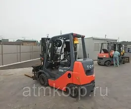 Вилочный погрузчик Toyota FORKLIFT 02-8FDK25  б/у фото 4