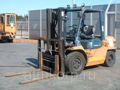 Вилочный погрузчик Toyota 7FD35  б/у