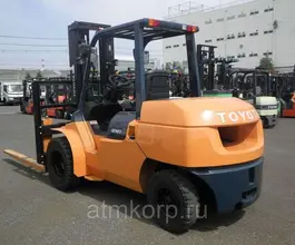 Вилочный погрузчик Toyota 02-7FDA50  б/у фото 2