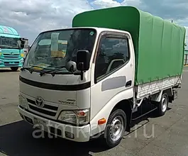 Тентованный грузовик Тентованный грузовик  Toyota  б/у