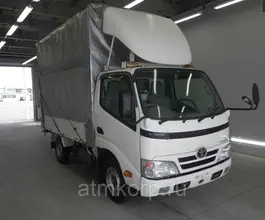 Тентованный грузовик Тентованный грузовик  Toyota  б/у