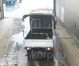 Тентованный грузовик Тентованный грузовик  Nissan  б/у фото 3