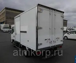 Изотермический фургон Nissan Atlas  б/у фото 3