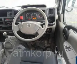 Изотермический фургон Nissan Atlas  б/у фото 5