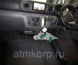 Микроавтобус Nissan Caravan  б/у фото 3