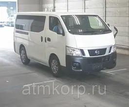 Микроавтобус Nissan Caravan  б/у