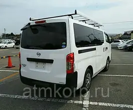Микроавтобус Nissan Caravan  б/у фото 3