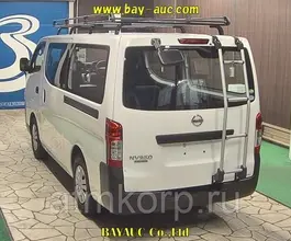 Микроавтобус Nissan Caravan  б/у