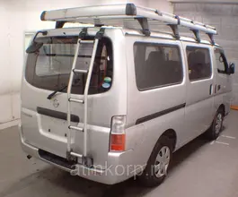 Микроавтобус Nissan Caravan  б/у