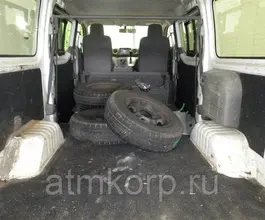 Микроавтобус Nissan Caravan  б/у фото 5
