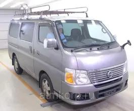 Микроавтобус Nissan Caravan  б/у