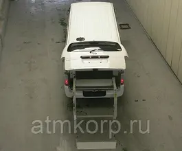 Микроавтобус Nissan Caravan  б/у фото 3