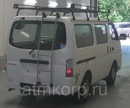 Микроавтобус Nissan Caravan  б/у