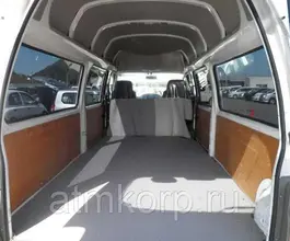 Микроавтобус Nissan Caravan  б/у