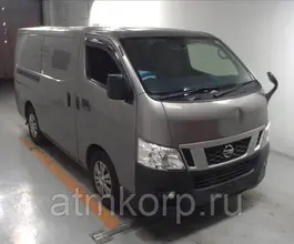 Микроавтобус Nissan Caravan  б/у