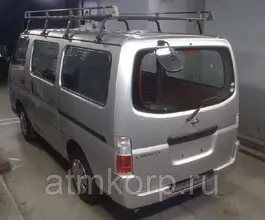 Микроавтобус Nissan Caravan  б/у фото 2