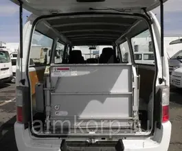 Микроавтобус Nissan Caravan  б/у
