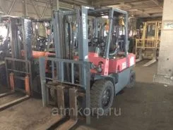 Вилочный погрузчик Nissan FGJ02  б/у