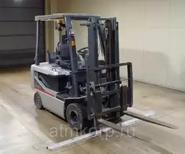 Вилочный погрузчик Nissan P1B2L20  б/у