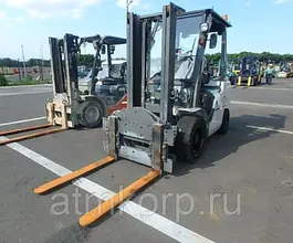 Вилочный погрузчик Nissan EBT-UG1F2  б/у