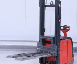Штабелер Linde L 16  б/у
