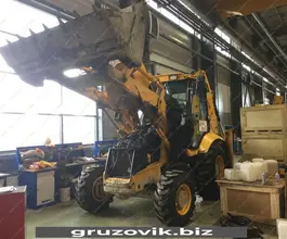Экскаватор-погрузчик JCB 3CX 2007 года б/у