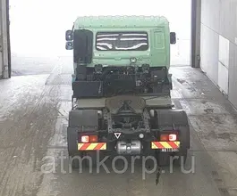 Тягач Седельный тягач Nissan UD  б/у фото 3