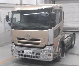 Тягач Седельный тягач Nissan UD  б/у